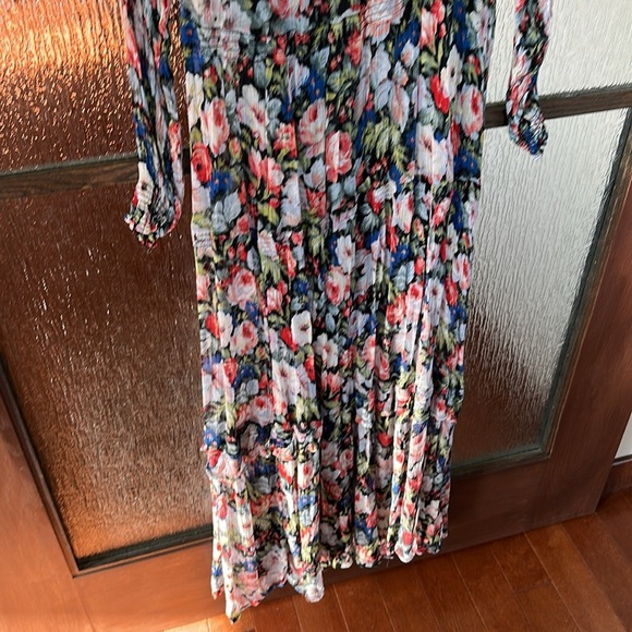 Anthropologie The Marais Printed Chiffon Maxi Dress size Large. - Picture 9 of 10